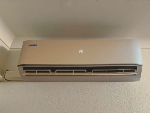 01. Blue Star 2 Ton 3 Star Inverter Split AC (IA322DXU)